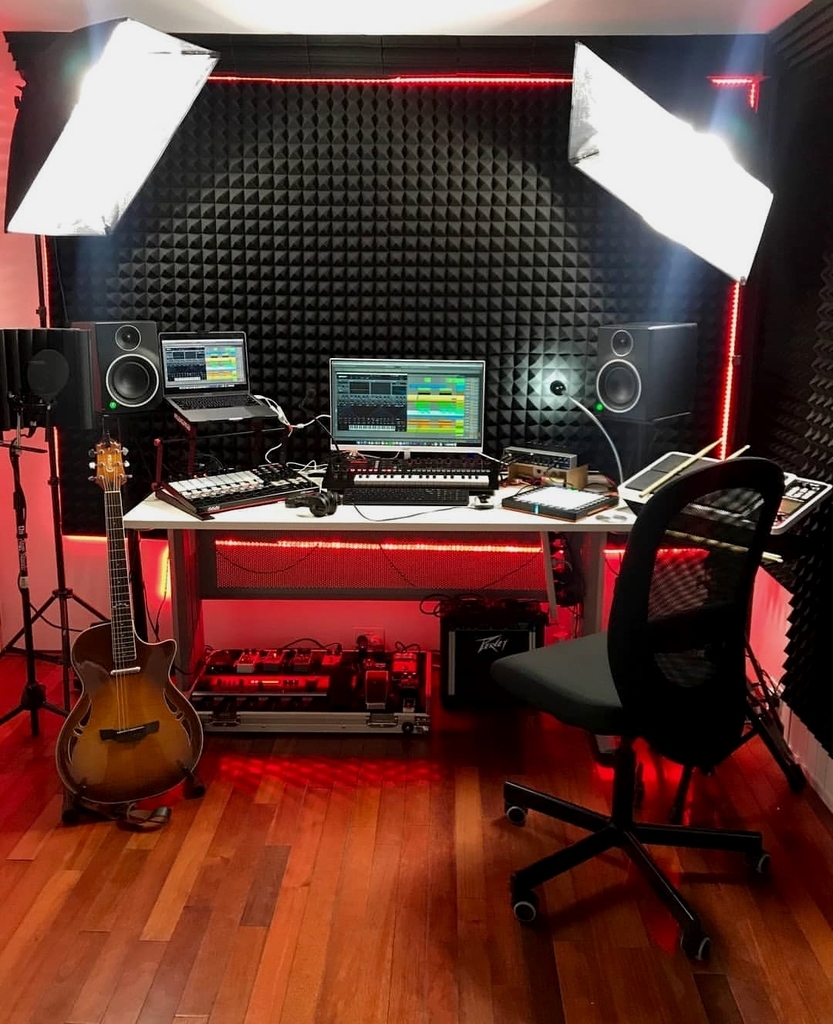 AudioGearz tweet media