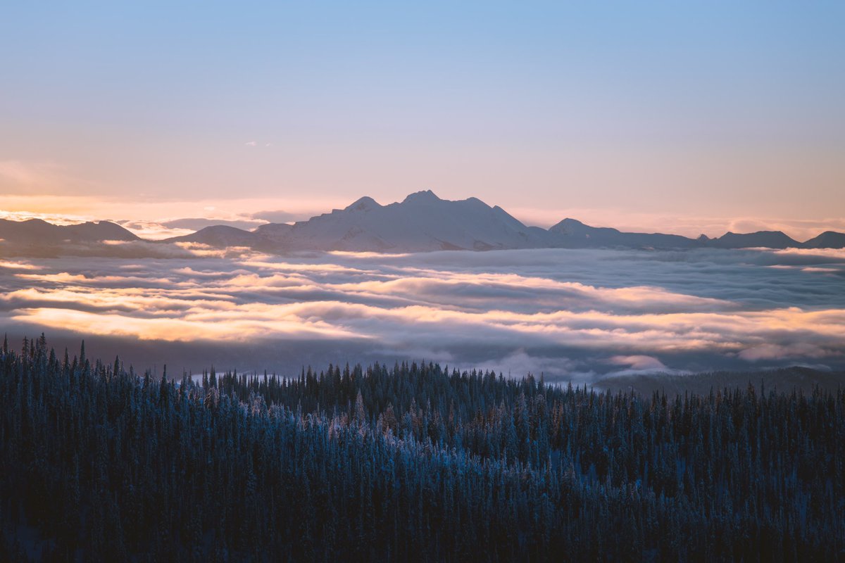 petenathanson's tweet photo. sunrise in the alpine https://t.co/usKSapqIBW