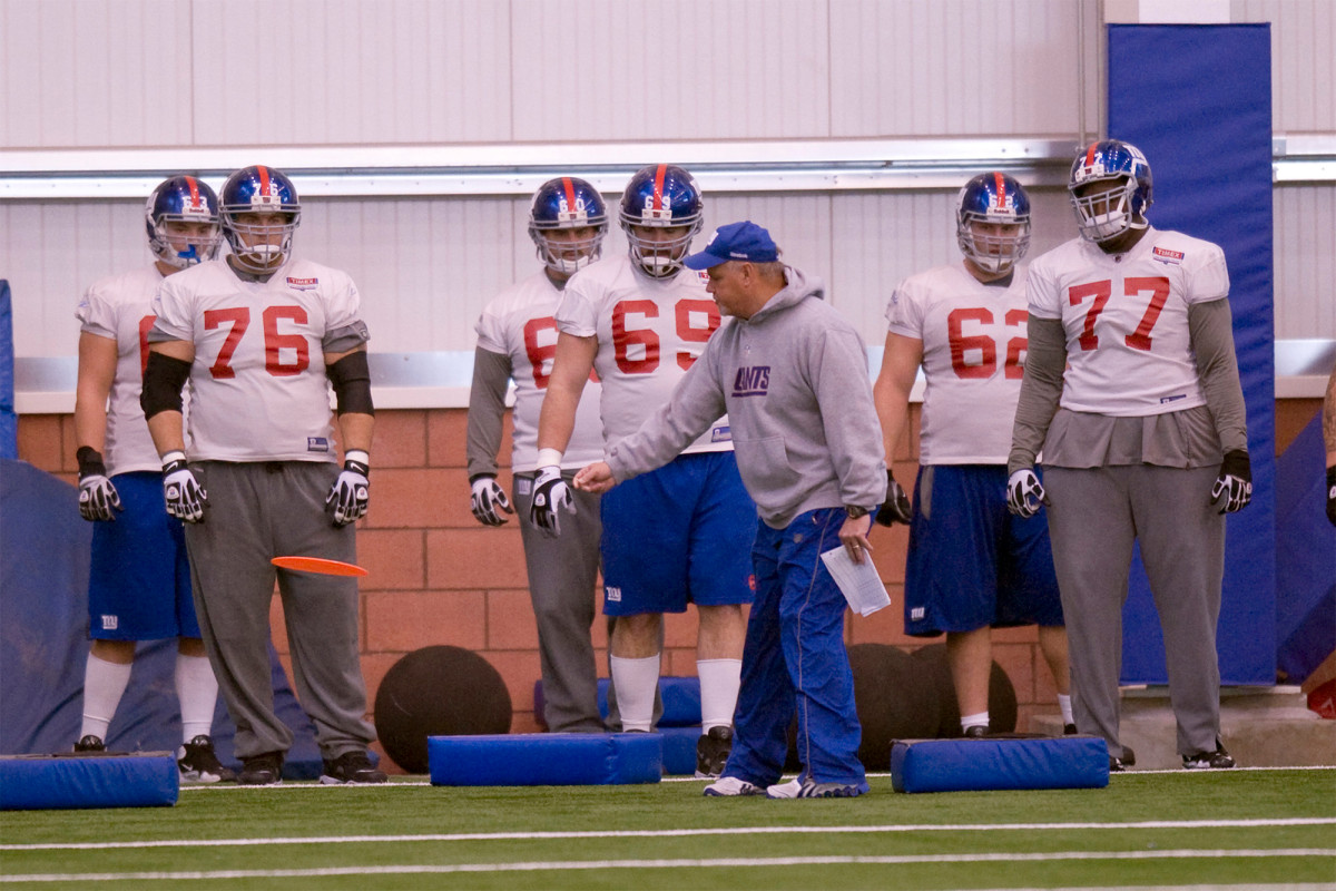 Giants bringing back Pat Flaherty as offensive consultant