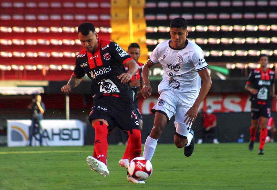 ⚽️👀🔴⚫️