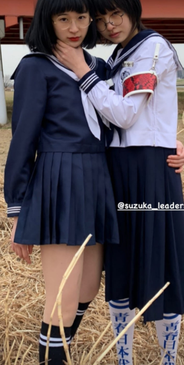 zodd9991's tweet photo. 鈴鹿と渡邉美奈 (Suzuka and Mina fan art #aesthetic #art #drawming #manga #owncreation #Zumen #おそ松さん #大和守安定 #はまき #図 https://t.co/NIMTGAS3XT https://t.co/LXi5w3yjwZ