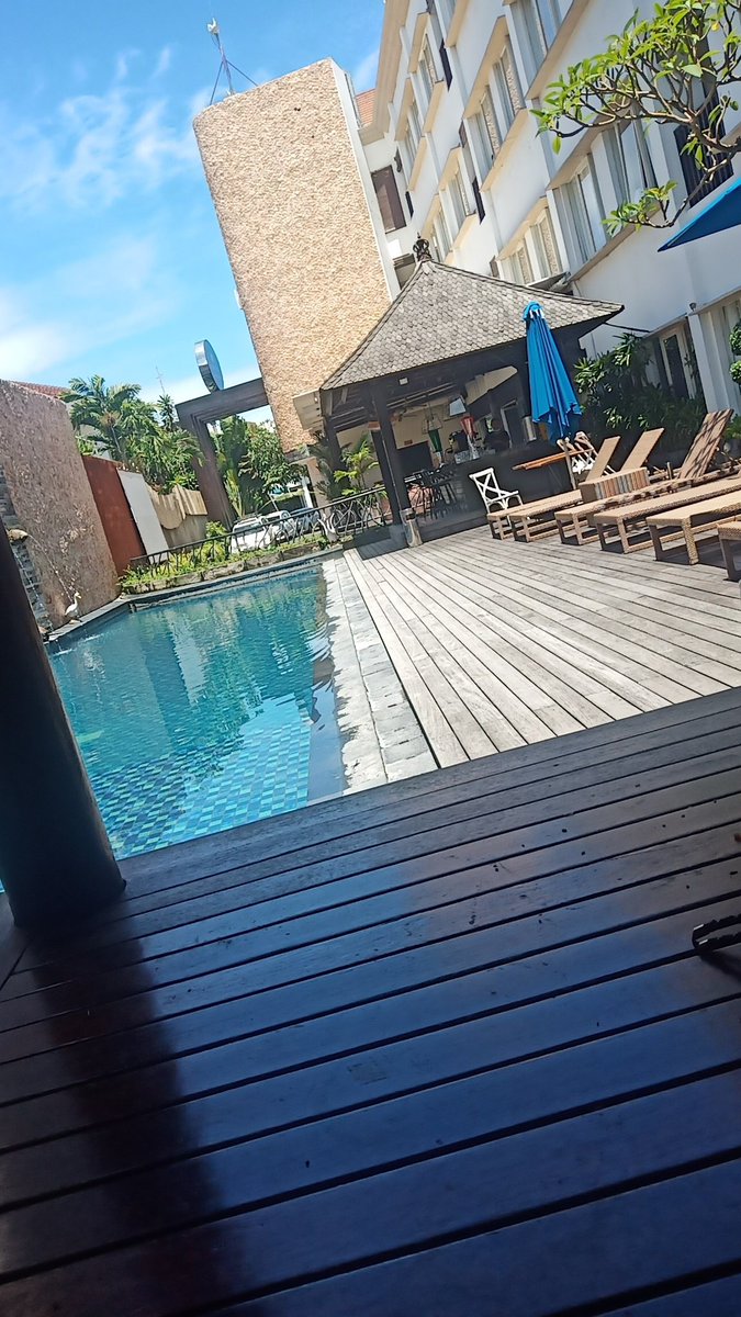 openbotbali's tweet photo. open in out
dm 
bali https://t.co/oCIQUi3stN