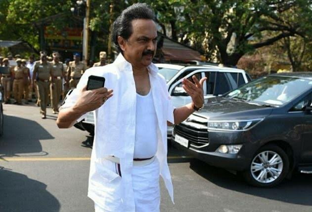 ThalaivarRMM's tweet photo. Romba Ullachutan Ma #HBDதத்திஸ்டாலின் https://t.co/vL5yrHszXf
