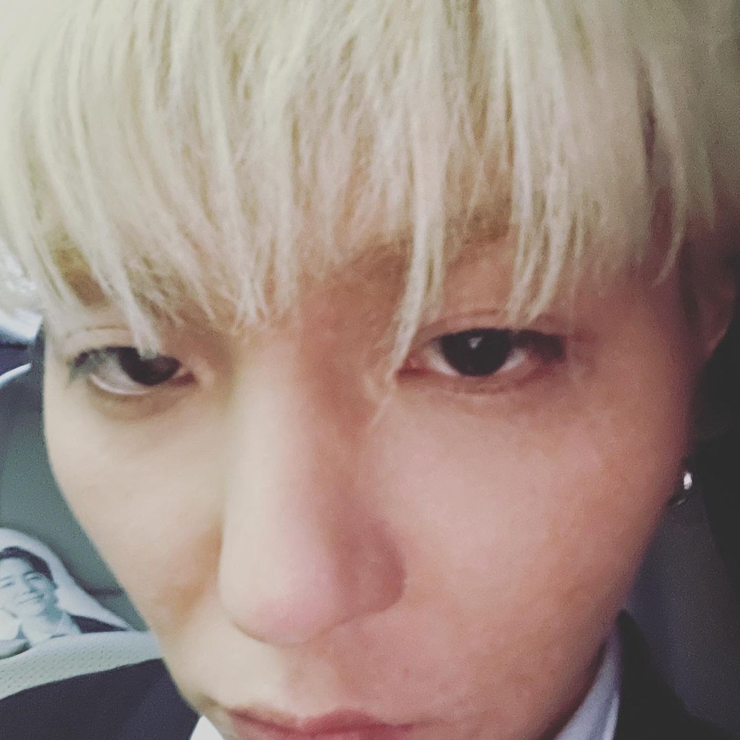 songkimph's tweet photo. mino selfie with jinu 😌✨

#송민호 #MINO #김진우 #JINU
#SONGKIM #송김 #송진 https://t.co/qATZ0MY1dN