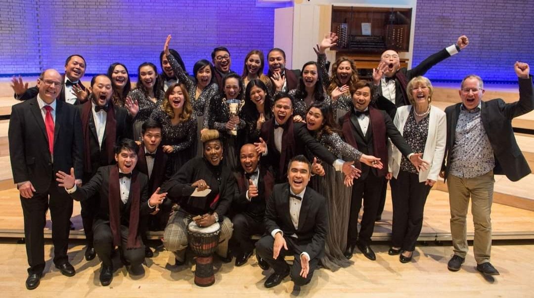 HarayaChoir's tweet photo. Feeling nostalgic 😊

MACC 2020. Taken exactly a year ago. It was a pleasure to meet talented choirs all over the UK, and participate in this competition. 

Looking forward to seeing you all again. 🤗🤗🤗 https://t.co/xgMDwEvv4o