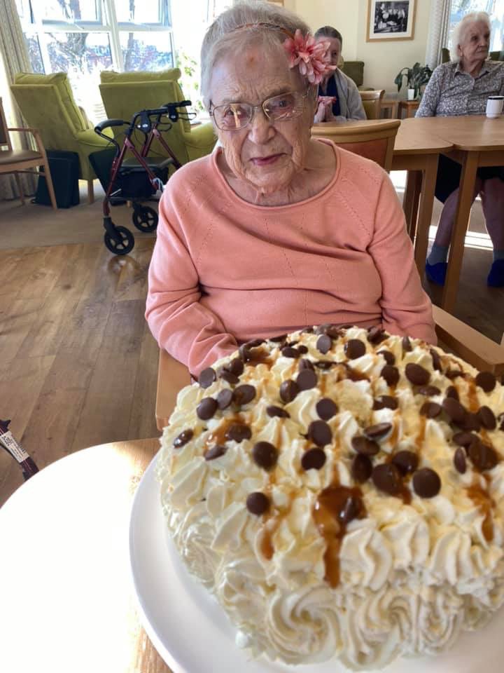 Happy Nails Hanover Ontario