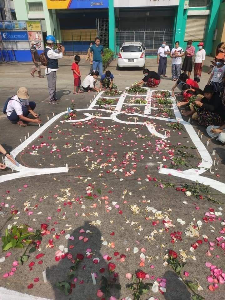 SintSarah9's tweet photo. Praying for our fallen hero, Ko Hein Htut Aung. May your soul rest in peace.💔💔💔
He was shot &amp; killed yesterday in Thingangyun,Yangon.
TERRORIST JUNTA
#Mar1Coup
#WhatsHappeningInMyanmar https://t.co/btbhBPZTqR