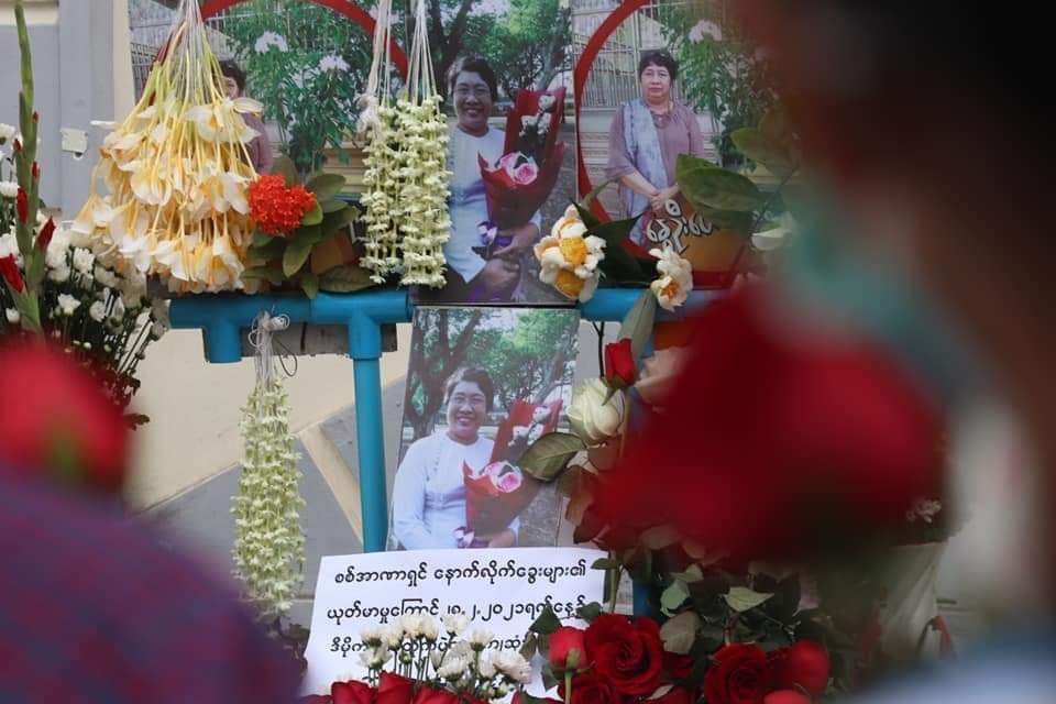 SintSarah9's tweet photo. Praying for our fallen hero, Tr Tin Nwet Yee.
May your soul rest in peace.💔💔💔
She died of heart attack after being shot with rubber bullet.
TERRORIST JUNTA
#Mar1Coup
#WhatsHappeningInMyanmar https://t.co/v4J7zxAHJu