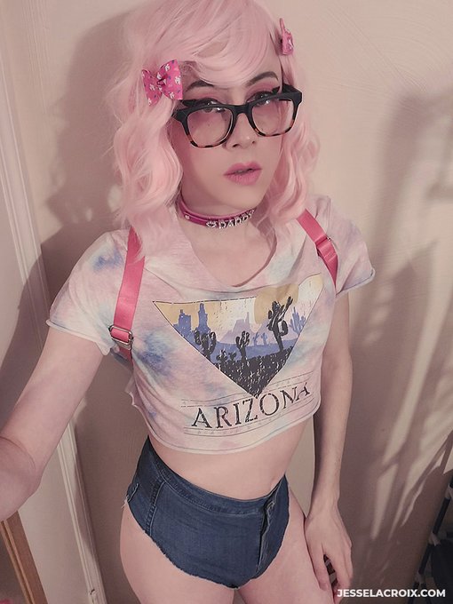 1 pic. Give me some good slutty cosplay ideas. What would you like to see?

#cosplay #sissy #crossdressing