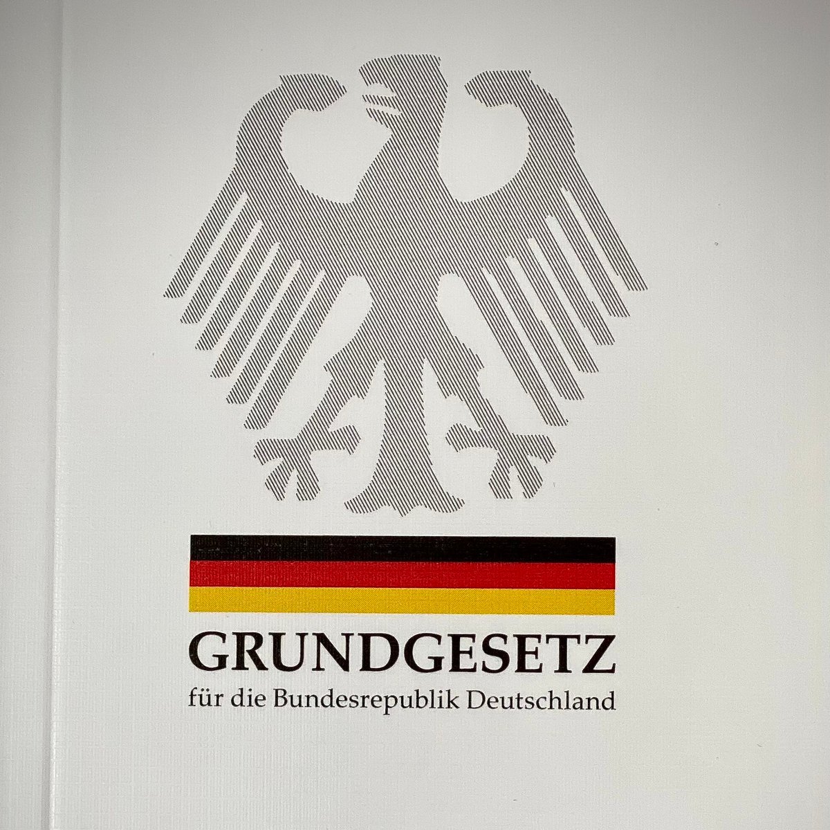 Конституция фрг. Законодательство ФРГ. Конституция Федеративной Республики Германии. Grundgesetz.