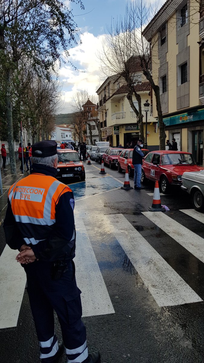 PCSantaBrigida's tweet photo. Este fin de semana estuvimos cubriendo la prueba deportiva del rally de clasicos en Santa Brígida https://t.co/XbLtYgggwF