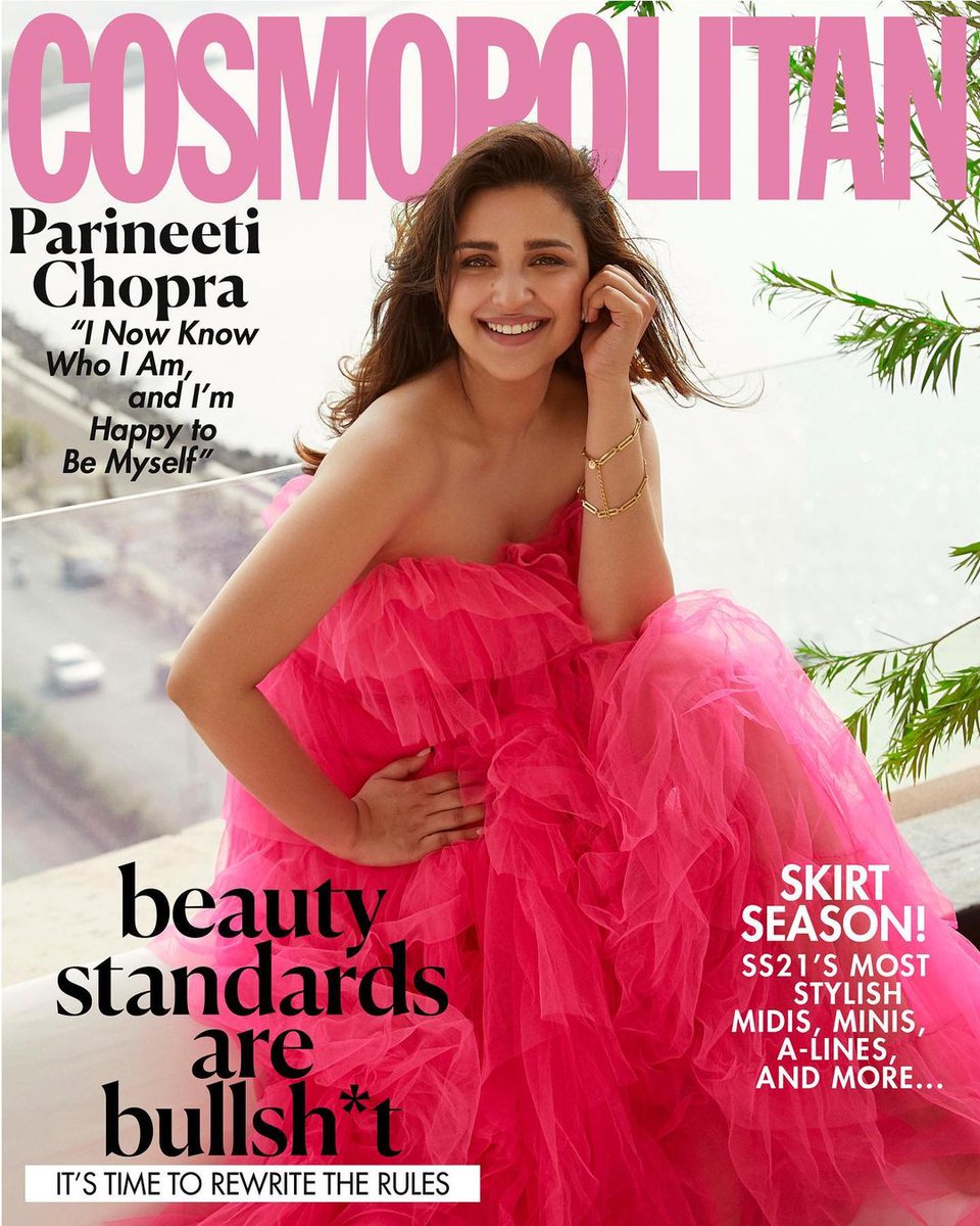 ParineetiChopra's tweet photo. THE GIRL ON THE COVER 🌸🦩💖 Thankyou team Cosmo! #NandiniBhalla
#ZunailiMalik #TarasTaraporvala #Inega
@InterConMD #PProductions
@eltonjfernandez #MeghnaSharma
#HumairaLakdawala #ManveenGuliani #AarushiGarg
Tulle dress, Shehla Khan; necklace (worn as bracelet), Olio https://t.co/JHA3yK1xFG