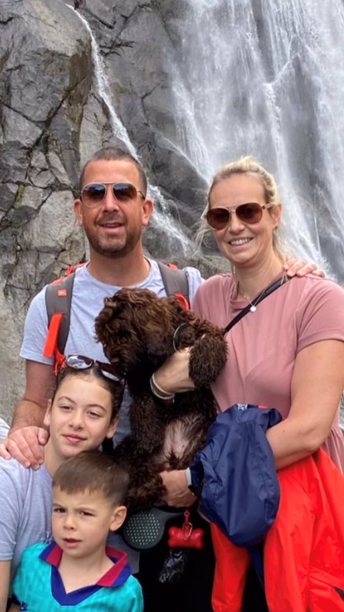 Good luck to our fundraiser Tim, who starts his #300in30 challenge today 🏃‍♂️👍
Running/walking 10 miles every day for next 30 days to support our #NHSheroes at <a href="/OldhamCO_NHS/">Oldham Care Organisation</a> &amp; @SalfordRoyalNHS 
<a href="/isabelleol/">Tim</a> <a href="/GMPRochdale/">Rochdale Police (GMP)</a>