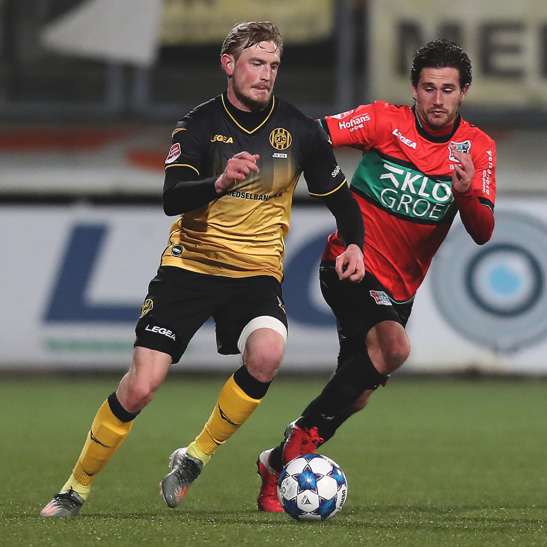 RodaJCKerkrade's tweet photo. 𝙉𝙞𝙚𝙪𝙬𝙚 𝙬𝙚𝙚𝙠, 𝙣𝙞𝙚𝙪𝙬𝙚 𝙠𝙖𝙣𝙨𝙚𝙣 ✨

Op naar zaterdag --> @FCVolendam 💪

#RODNEC https://t.co/hTUVslsk68