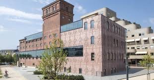 Voor het debat met 2e kamerleden uit <a href="/regio_twente/">Regio Twente</a> moet je bij pakhuis-oost.nl/programma/ in @Concordia053 zijn.Met: <a href="/Yvonne_Bijenhof/">Yvonne Bijenhof</a> <a href="/BoterBraak/">Bo ter Braak</a>  <a href="/rvanaalst/">Roy van Aalst 🚜🚌🇳🇱</a> <a href="/PieterOmtzigt/">Pieter Omtzigt</a> @LuukFolkerts <a href="/BertTijhof/">Bert Tijhof</a> <a href="/colinkok84/">colin kok</a>  @YaraHummels voor de lijstrekkers bij <a href="/tubantia/">Tubantia</a> tubantia.nl/enschede/tien-…