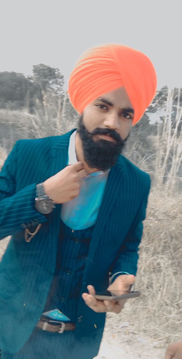 PariVicky2's tweet image. 