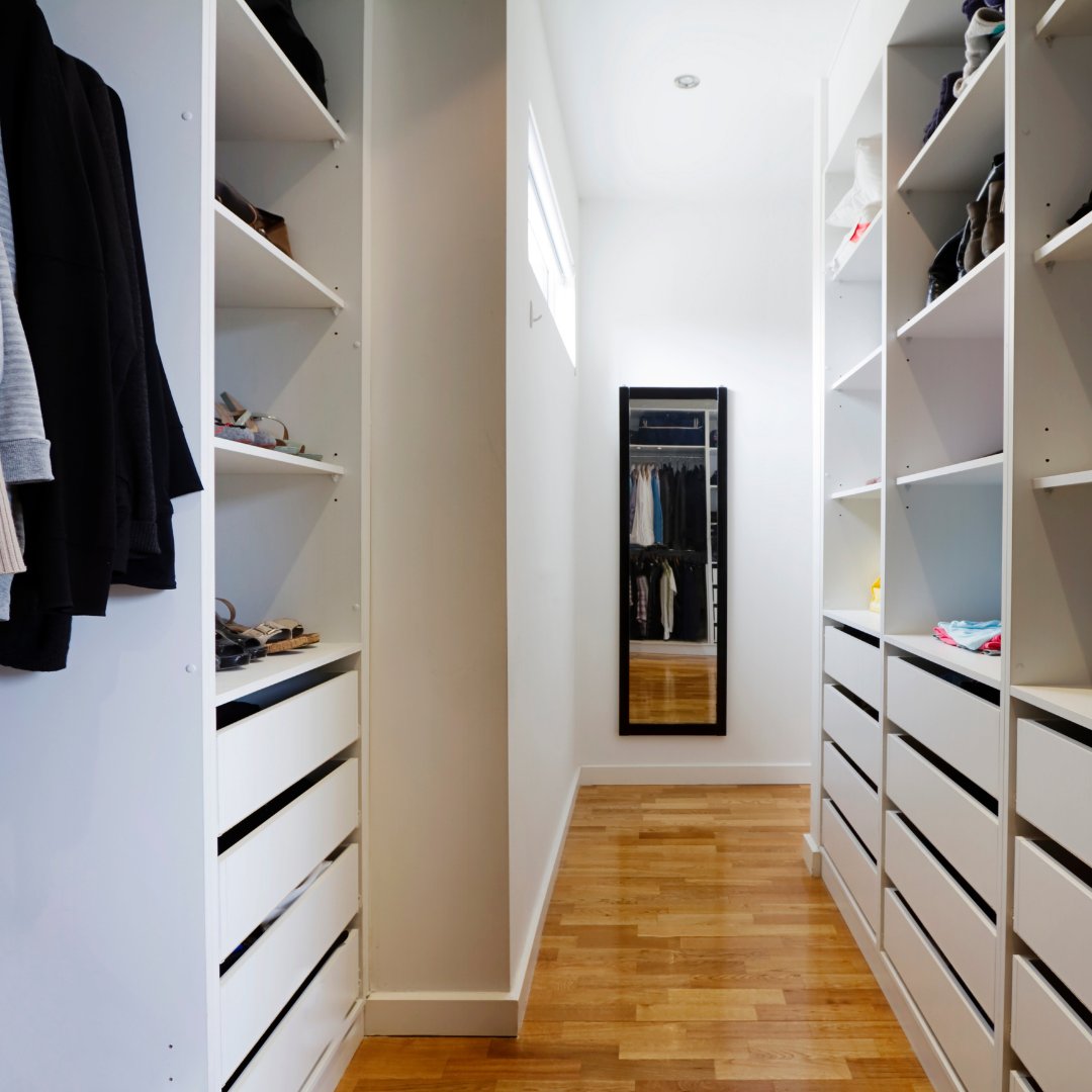 LoftHorizon's tweet image. Not only can we add more living space to your home, we can also add lots of clever storage. Whether its a walk wardrobe, built in or simple eaves storage, we can help maximize your available space! #moveupnotout #loftconversion  #homestoragesolutions #dontmoveimprove