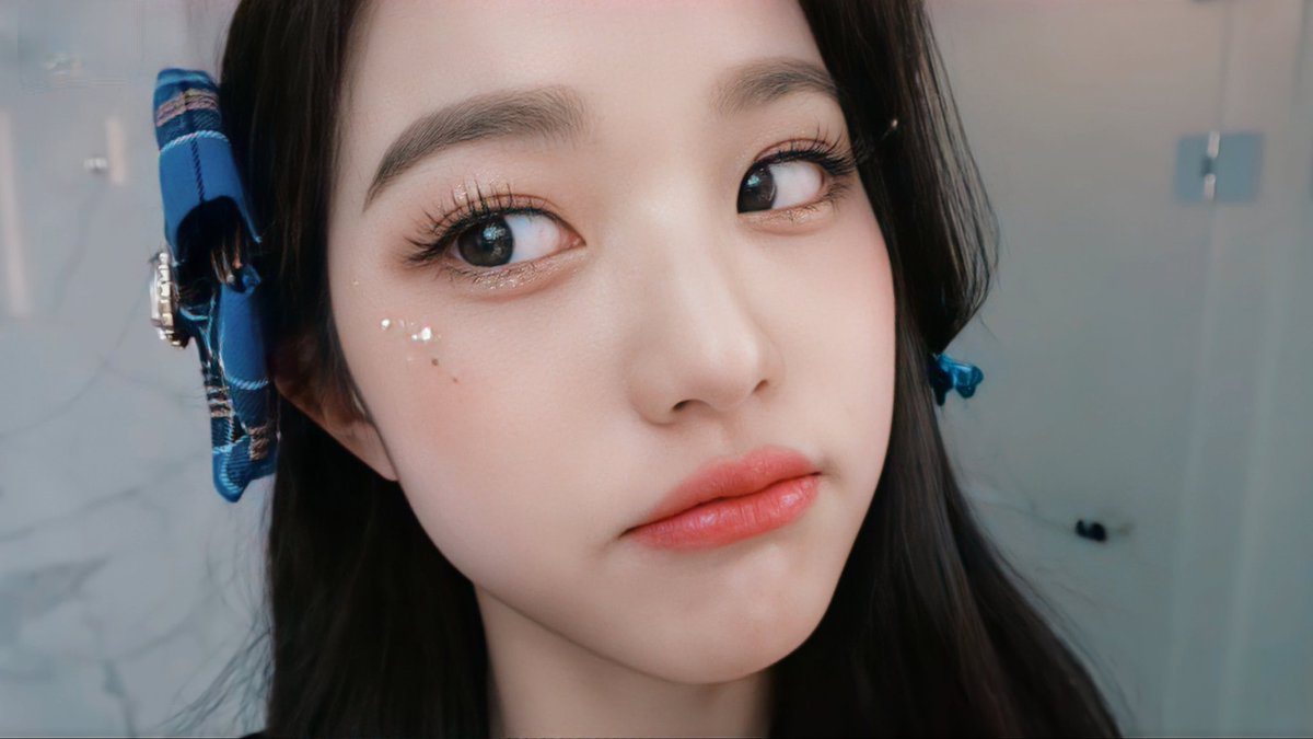 JWYtime's tweet photo. #장원영 #JANGWONYOUNG #원영 #WONYOUNG https://t.co/WrKJvqgHOn