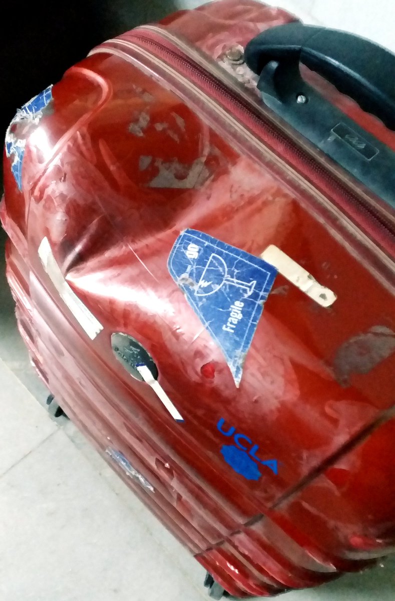ssr7577's tweet photo. I tried to connect with Goair staff at the airport but No one was there to help..!! So I mailed them but they are not taking initiative to support..
#goair #airtravel #help #Airport #travellers #experience https://t.co/t6CG5aCLUc