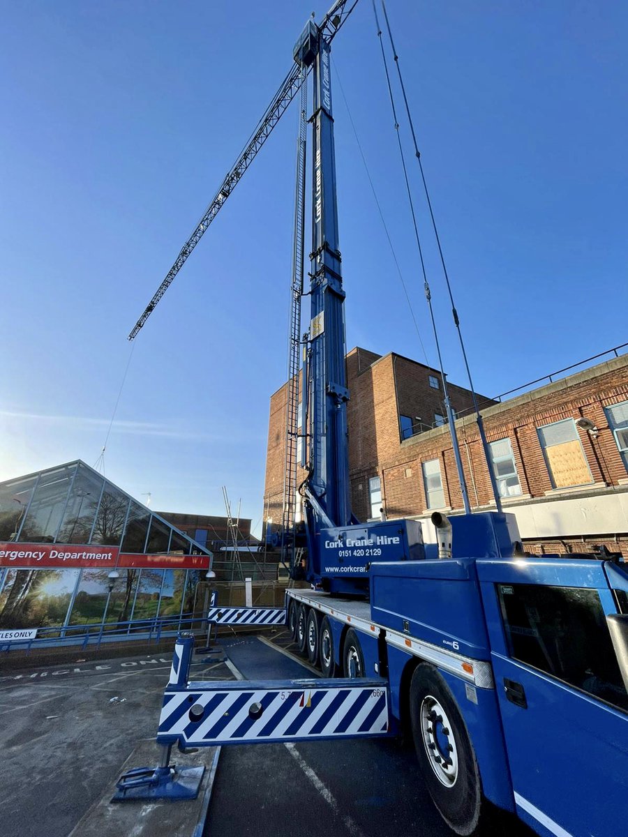 contractlifting's tweet photo. A few more from sunny Doncaster 👌🏼
🏗 6 axle  🟠 2m Spreader Beam  ✅ AHU lift
📞 0800 689 3426  ✉️ info@contractlift.co.uk

#contractlifting #cranehire #cranes #mobilecraneservices https://t.co/sVoLszHsZx