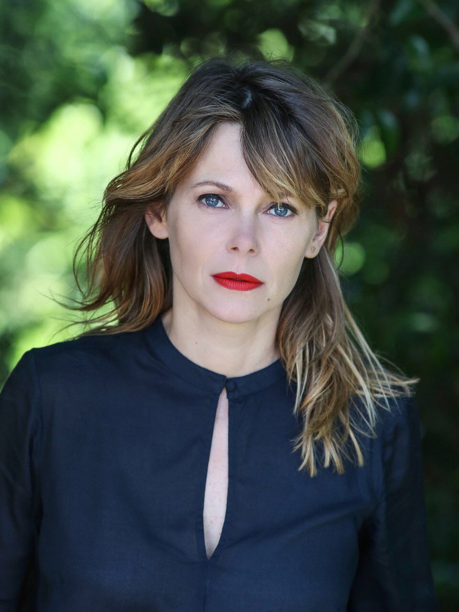 Sono iniziate le riprese de #IlRe , il primo prison drama italiano.

Accanto a #lucazingaretti, nella nuova serie <a href="/SkyItalia/">Sky</a> anche #isabellaragonese, #annabonaiuto e #barborabobulova