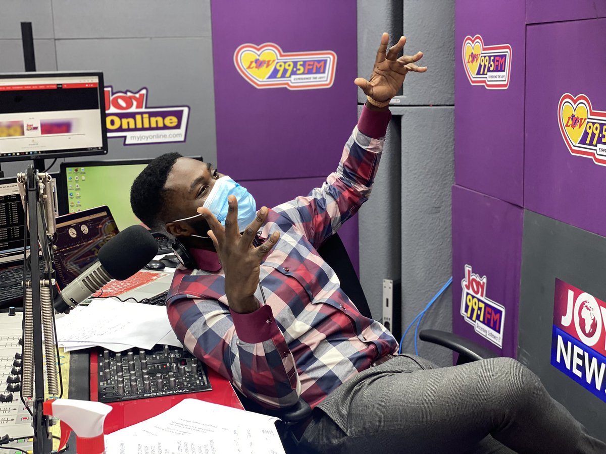 djreuben_'s tweet photo. #DriveTimeOnLuv New month. New Energy. Happy New Month. Drop your name and location using the hashtag let me shout you out real quick @luvfm995 🤟🏾 https://t.co/vYSXPu15pS