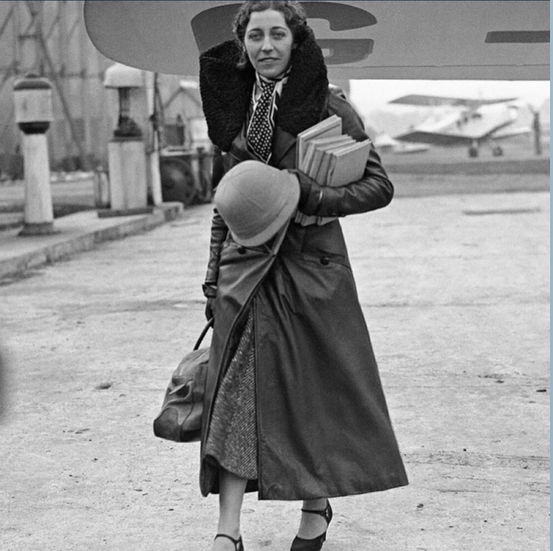 DandelionLon's tweet photo. We kick off Women’s History Month with a round up of historical trailblazers. We’re in awe of Amy Johnson (above) the first woman to fly solo from London to Oz in 1930 https://t.co/WWPRbSXQfj #womenshistorymonth #dandeliondiscoveries👩‍💼👩🏻‍💼👩🏼‍💼👩🏽‍💼👩🏾‍💼 https://t.co/0Ezf3Jxjmj