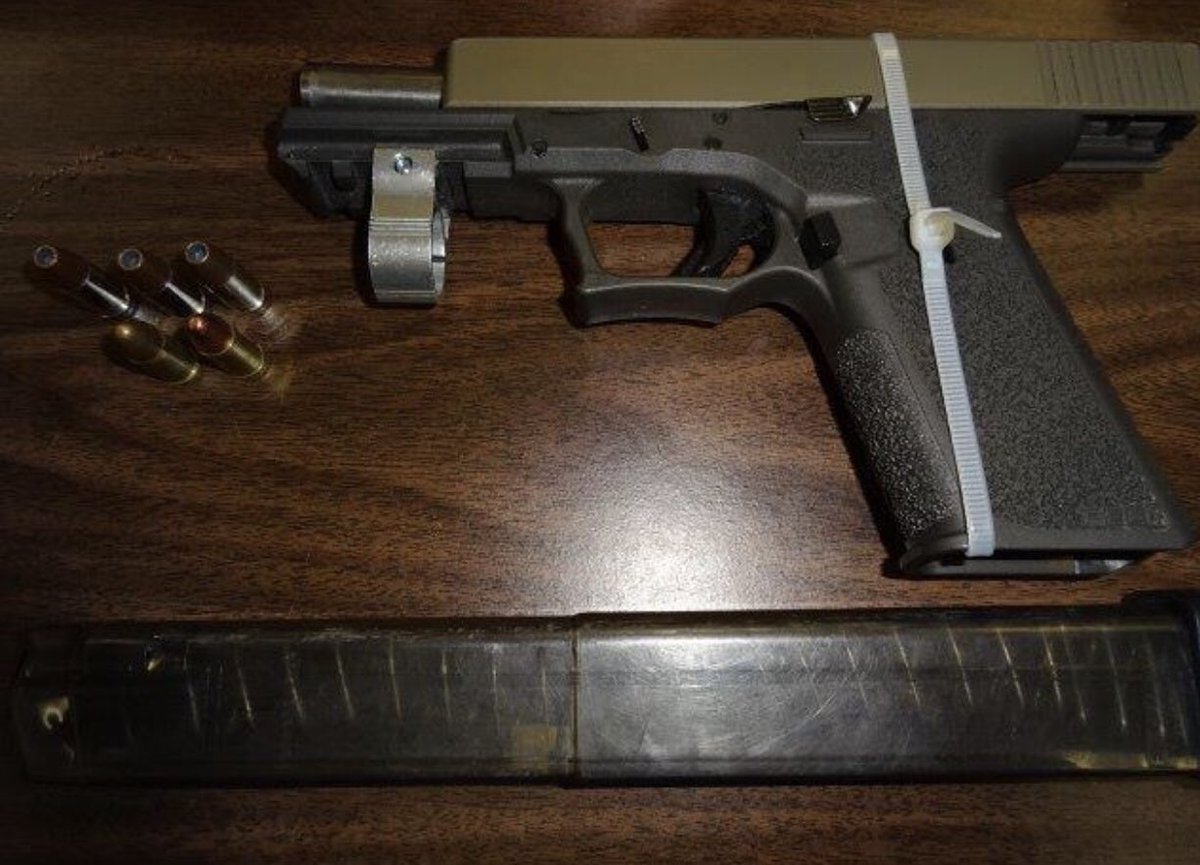 CarsonLASD's tweet photo. Another illegally possessed firearm is off of the streets. The suspect was charged with felon in possession of a firearm and possession of a firearm with a controlled substance. 

#lasd #carson #deputy #sheriff #losangeles #crime  #firearm #felony https://t.co/BDpFjxNQfl