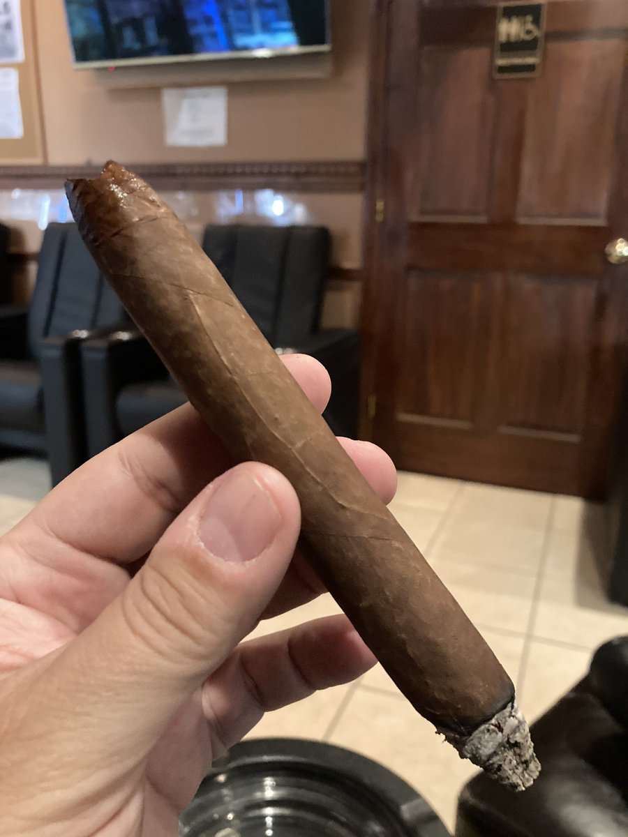 AnthonyErekat's tweet photo. “The experience I have had is that once you start talking about [experiencing a mental health struggle], you realize that actually you’re part of quite a big club.” @CaldwellCigars #SwollenCock #Cigar #MentalHealthMonday #MentalHealthMatters #BeMindful https://t.co/Nk3LbhFIBy