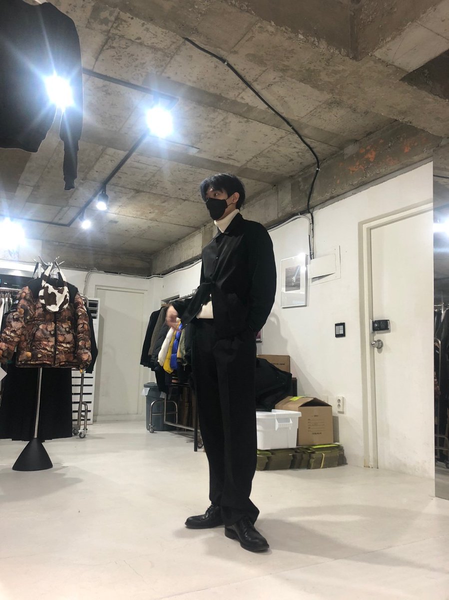 demianfp's tweet photo. E BOY DEMIAN ! 

#DEMIAN #데미안 @DemianStaff https://t.co/AbZjaKFn5P