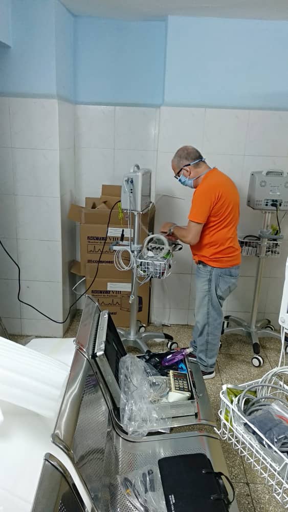 CombiomedN's tweet photo. Orgullo,compromiso y victoria,la ciencia a disposición del pueblo COMBIOMED vs COVID-19 #CubaSalvaVidas @CombiomedC #VamosPorMas @MINSAPCuba @BioCubaFarma  @CombiomedUJC @BCombiomed @DrRobertoMOjeda 
@EdMartBCF @MaydaMauriBCF  @nglopez720617 @BorrellNelys https://t.co/97cNR5ufLs