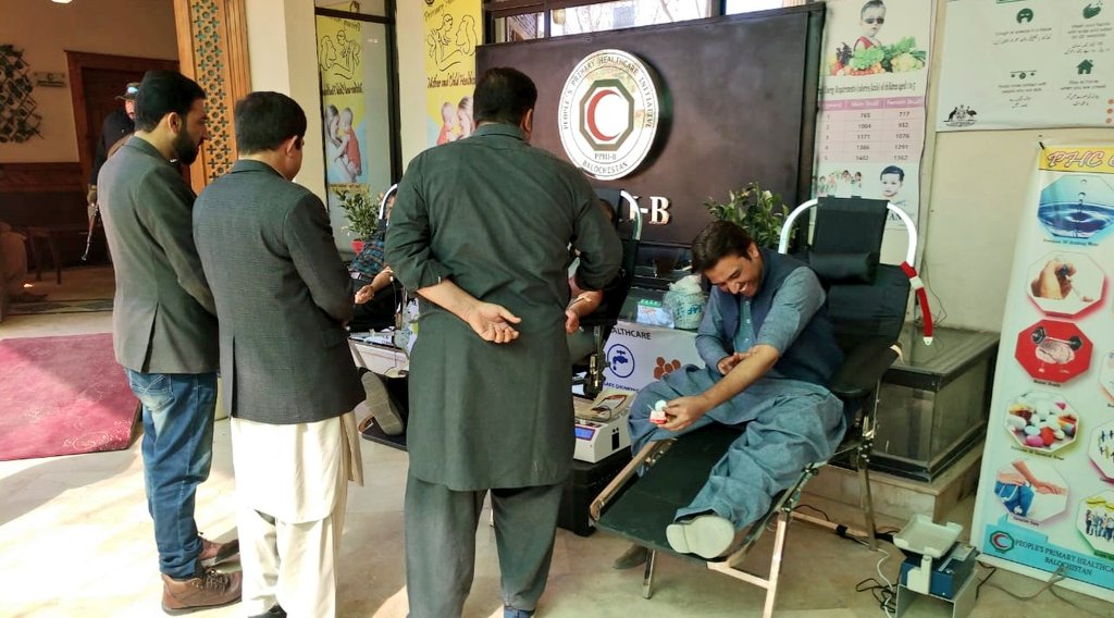 کوئٹہ، PPHI-B کے آفیسران اور ملازمین خون کا عطیہ دے رہے ہیں۔
<a href="/jamalidmg/">𝐀𝐳𝐢𝐳 𝐀𝐡𝐦𝐞𝐝 𝐉𝐚𝐦𝐚𝐥𝐢</a> <a href="/jam_kamal/">Jam Kamal Khan</a> <a href="/BloodRbc/">Regional Blood Centre (RBC) Quetta</a> <a href="/MERC1122/">Medical Emergency Response Centers Balochistan</a> <a href="/DcQuetta/">DCQuetta Official</a> <a href="/ZahoorBuledi/">Zahoor Buledi</a> <a href="/dpr_gob/">Govt. of Balochistan</a> <a href="/RindBushra/">Bushra Rind</a> <a href="/imranzarkon/">Imran Zarkoon (Neither Civil Nor Servant )</a> @PhilanthropistI <a href="/Noor_Baloch72/">Noor Baloch</a> <a href="/UNFPAPakistan/">UNFPA in Pakistan</a> <a href="/Haroon_Arbab/">Haroon Kasi</a> <a href="/BehramLehri/">Mir Behram Lehri</a> <a href="/mirbehramb/">Mir Behram Baloch</a>