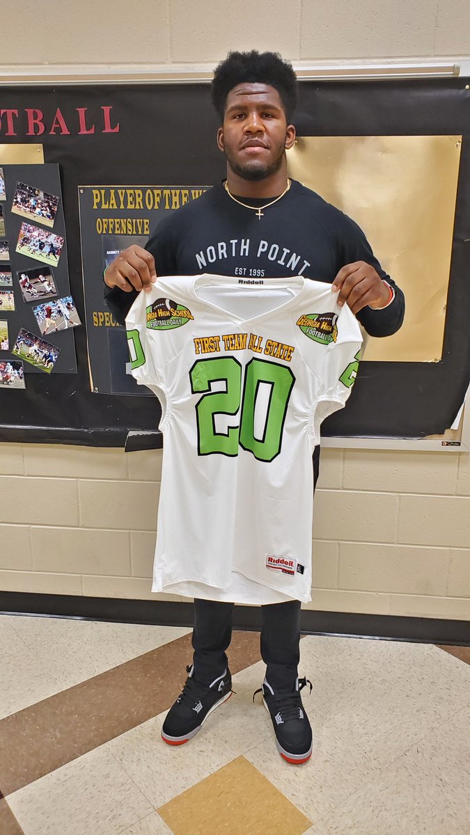 JohnsCreekHSFB's tweet image. Thank you @RiddellLou_SE and @GHSFdaily for presenting @Col3DN_03 with his All State jersey. Congrats on the selection Cole - Well deserved! #JustConquer @LeadGladiator @jcgladiators @NFultonSports @scoreatlanta @dtapp55 @vt_football @AJCsports @RecruitGeorgia @GDPfootball