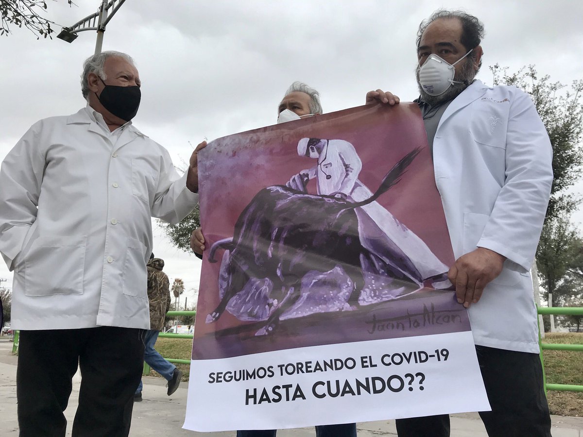 Jorge_Eiko's tweet photo. Medicos privados se manifiestan en exigencia de vacuna contra COVID en Monclova Coahuila  #covid #amlo #Gatell #vacunas #Monclova #vacunas #medicos https://t.co/42U5lxidC8