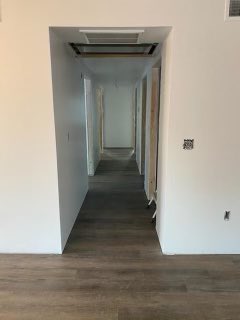 GiveHopeJackson's tweet photo. Hooray!! Thank you Griswold Carpet One - the flooring in the Habitat house looks amazing!! https://t.co/oN5nu7zaUN
