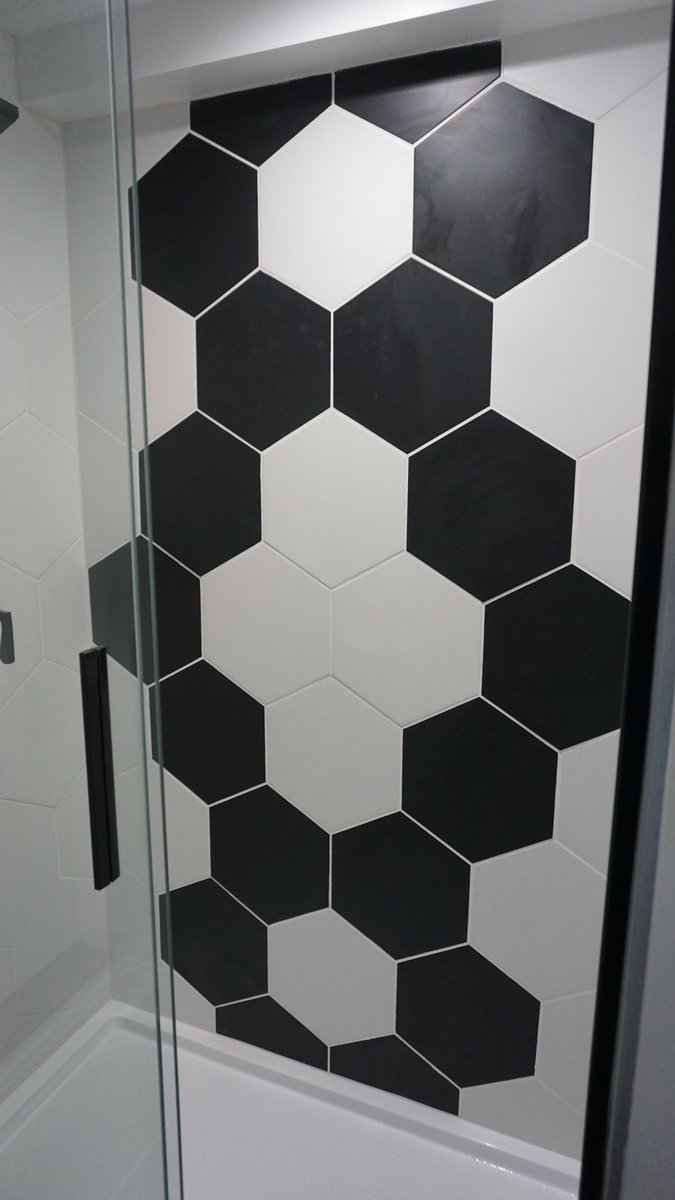 SouthPacificLLC's tweet photo. Bathroom Remodel that was part of a much bigger basement reconstruction, call us for a FREE estimate for any of your home improvement needs! https://t.co/Pqp8Wgtezu