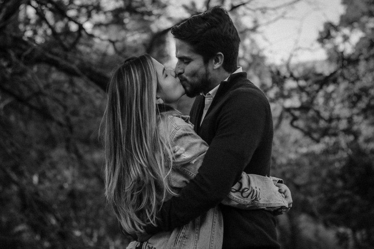 Ayer tuve la oportunidad de conocer a <a href="/stephmcoll/">Steph Molina Coll</a> y me tomó estas fotos lindísimas.
Si andan buscando alguien que les haga fotos... estoy segura que Steph les va a hacer un súper precio y van a quedar felices con los resultados 💕