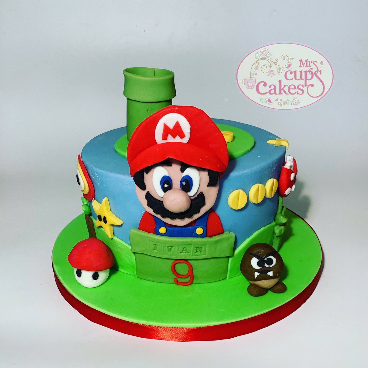 #happybirthday #birthdayboy #supermario #birthdaycake #birthday #cake #handmade #homemade #supermanfan #nine #nineyearsoldtoday #edibleart #sugarcraft