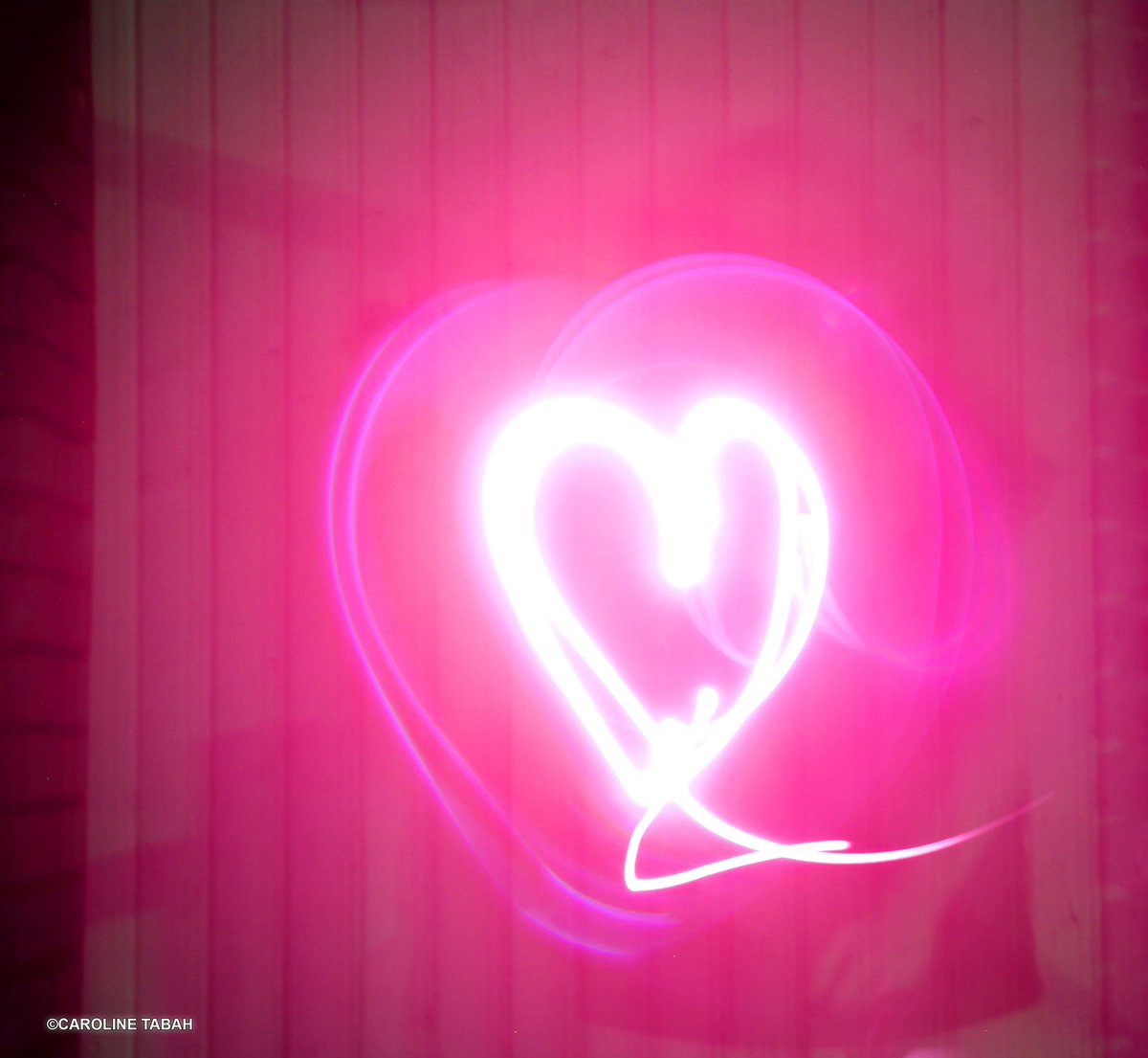 CarolineTabah's tweet photo. Day 340: #movementforlight #Love #amour #longexposure #lightwriting #Montreal #Quebec #Canada INVITATION:FOCUS ON THE LIGHT In this period of troubling times, each day, I will post a photo I took which warms up my❤️or makes me🙂! Join me by posting yours!
Tag:#movementforlight 🙏 https://t.co/xtZKQxI9Zr