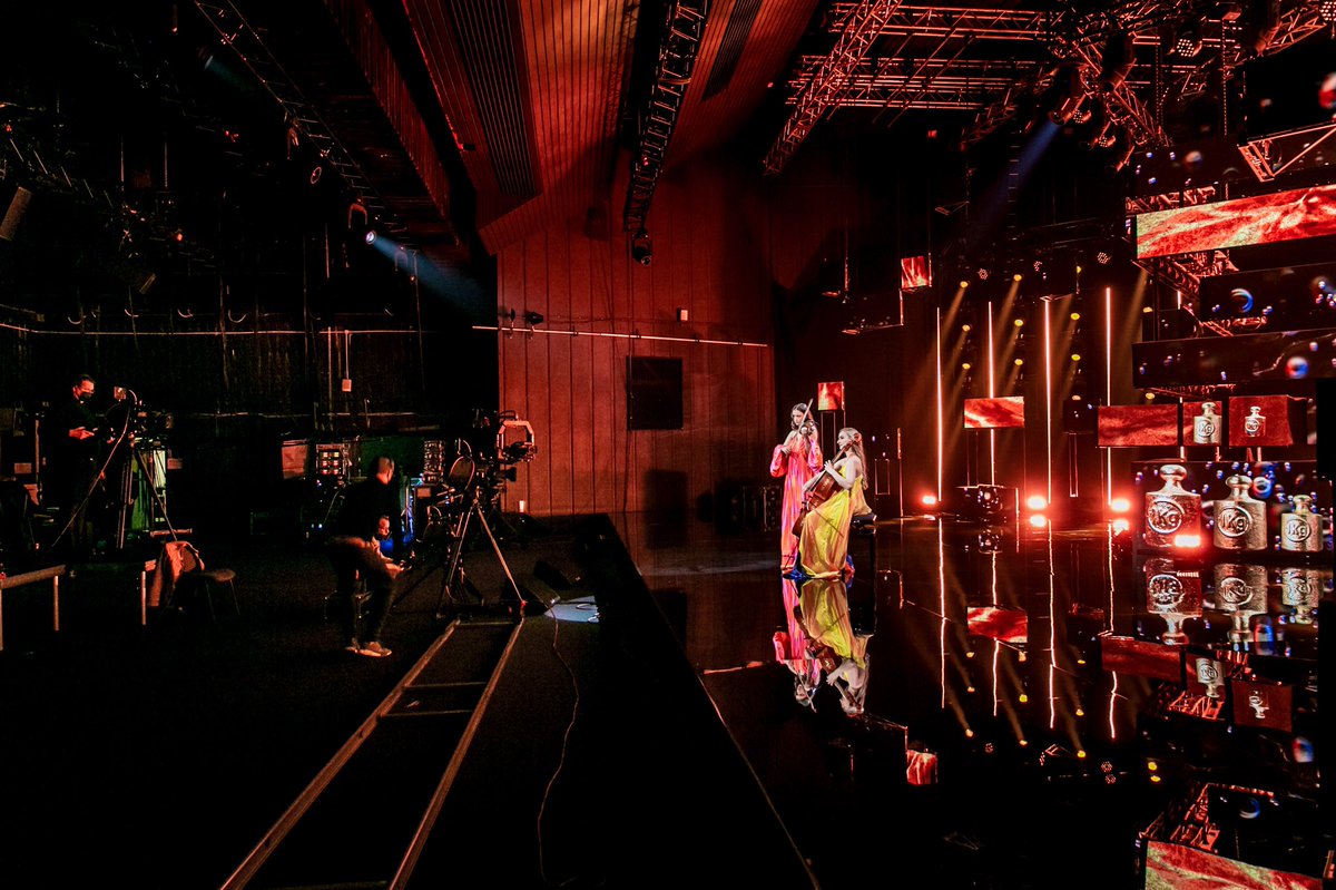 KristineBalanas's tweet photo. We had a lot of fun taking part @100gkulturas award ceremony with @MBalanas #kilogramskulturas #balanas https://t.co/7e62rCy7q2