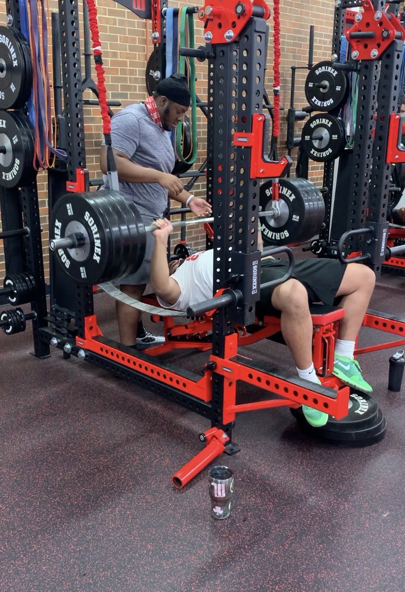 CoachFincham's tweet photo. Weight Moving Day in Bates Strength Center! #6am #TigerUp! #future😎 https://t.co/jjbHxzaWed