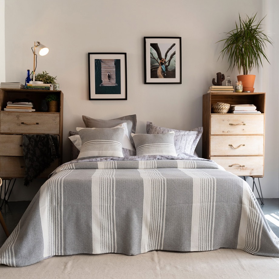 Dreivip's tweet photo. Equipa y decora tu hogar con #LaMallorquina.
Esta semana, en nuestro escaparate de ventas flash ¡Que no se te escape!💙
.
.
.
.
.
.
#rebajas #hogar
#dreivip #outletonline #ventaonline #outlet #primerasmarcas #deco #decoracion https://t.co/if48mceImS
