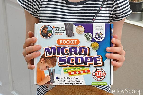 TheToyScoop's tweet photo. (advert) Day 1 of our #MonthOfScience and we have this handy pocket microscope by @MyLivingWorldUK https://t.co/WLzPYCXok1 Pocket Microscopes give kids loads of freedom to explore the world around them up close! #scienceweek #britishscienceweek #kidsactivities #homeschool #homeed https://t.co/X5MkYLJE8D