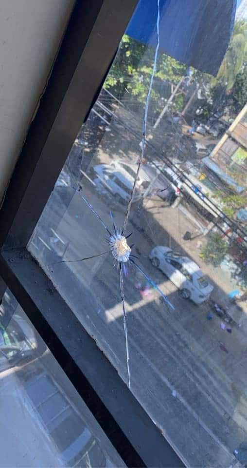 The Terrorist police are breaking the law by arresting people and shooting to Civilian Houses even though they are in their own home? Where is our safety?
TERRORIST JUNTA
<a href="/YourAnonCentral/">Anonymous</a> <a href="/UN_HRC/">UN Human Rights Council</a> <a href="/freya_cole/">Freya Cole</a> <a href="/UNinMyanmar/">United Nations in Myanmar</a> <a href="/SchranerBurgen1/">Christine Schraner Burgener</a> <a href="/UN/">United Nations</a> 
#WhatsHappeningInMyanmar
#Mar1Coup