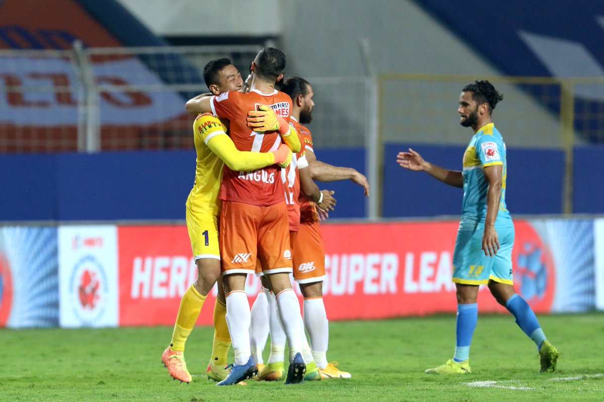 THROUGH 💪🏼

#FCG #HeroISL #RiseAgain #ForcaGoa #Gaurs #IntoTheSemis #LetsFootball #DM1