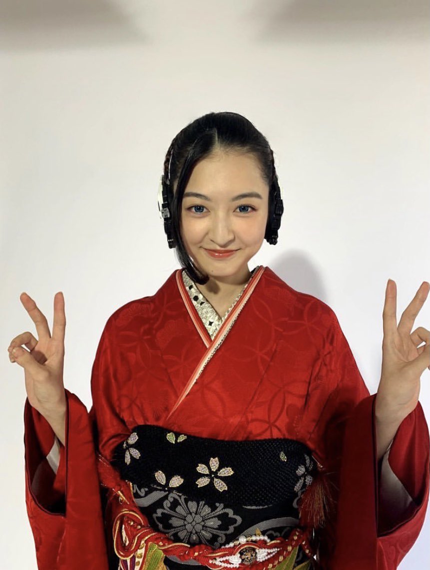 成田愛純がかわいい 小顔でスタイル抜群8 5頭身の画像と経歴が意外 ネットブレイク