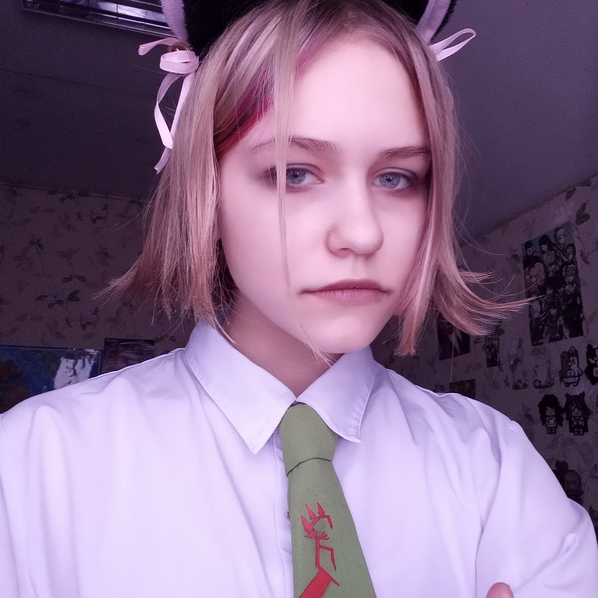 мяу котятки!!!
надеемся, вы видели наш !закос! на рёту..ии нам не нравится, как мы укладывали волосы и в каком состоянии они были после.

мыы нашли чудесный парик, но нам не хватает тысячи на него (1500, у нас уже есть 500).

если вам не жалко тоо задонатьте, пожалуйста! 

↓↓↓