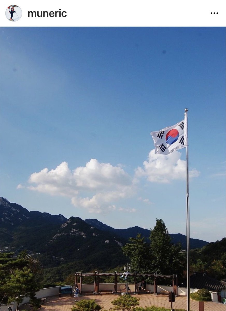 Phi_216's tweet photo. Waking up to RicMin updates again 💙♥️ #SamilDay
🅴: blue & red 🚶🏻♂️ #streetphotography #panasonic #lumix #lx100m2
https://t.co/9tfJG2D4Kw
🅼: 🇰🇷 https://t.co/ChWGRUttHm
#Shinhwa #Eric #EricMun #LeeMinwoo #RicMin #문정혁 #신화 #에릭 #이민우 #릭민 https://t.co/nFPawTOar8