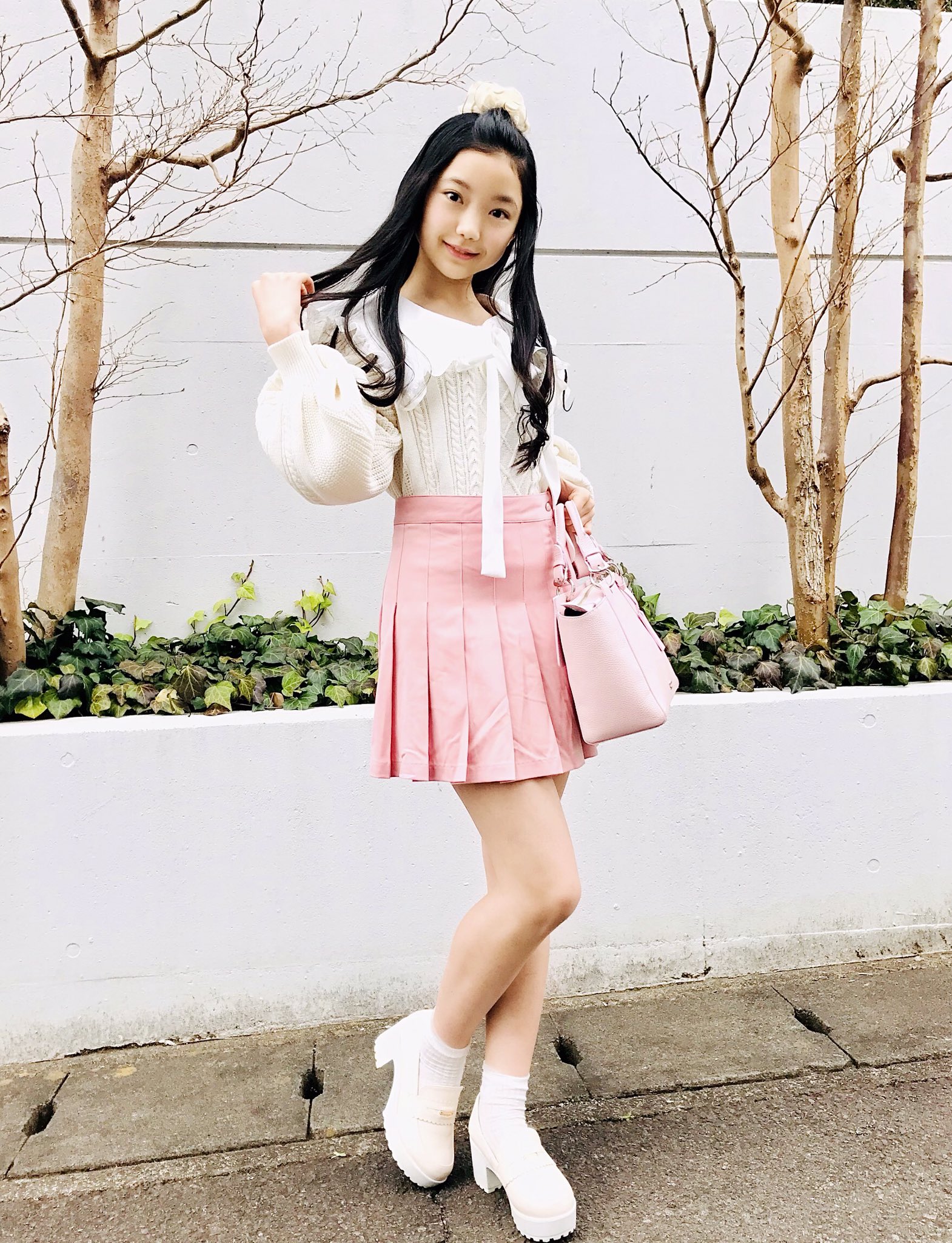 Twitter 上的 仁科心花 Nishina Konoka 甘めコーデ お友達からリクエストされたから きのうの投稿の全身ver ふわふわ系女子 可愛い系 中学生 巻き髪 中学生ファッション Jc Jc1 T Co N0xfiqcz3p Twitter