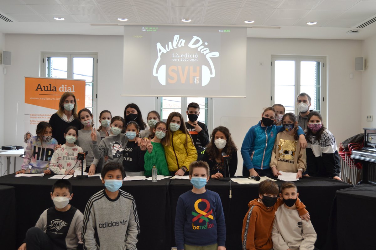 Ja tenim en marxa els directes d' #Auladial ! El primer programa ha anat a càrrec de la classe de 5è de l'Escola <a href="/La_Immaculada/">LaImmaculadaSVH</a> i ha sonat així de bé 🔊bit.ly/auladial010321